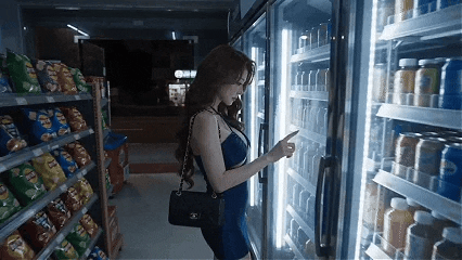 AI 真人短剧——《心理剧情手机》系列 性感女星与我在电梯里激情大战，第一人称视角 动漫视频 PC端 预览图